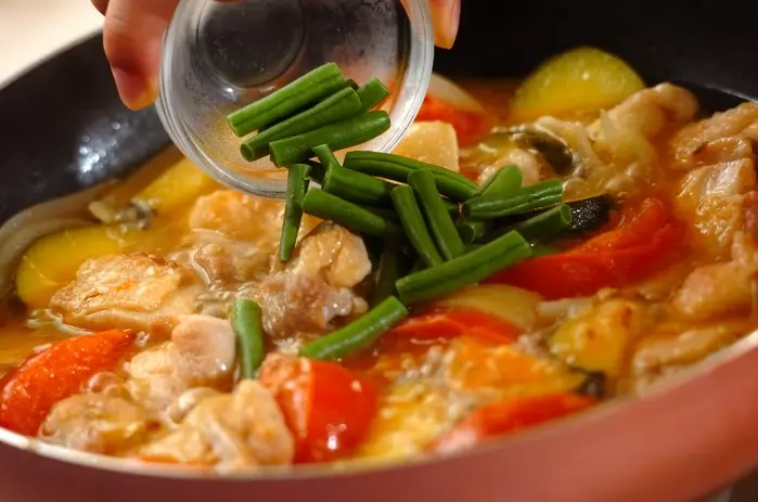 鶏とズッキーニのビール煮の作り方3