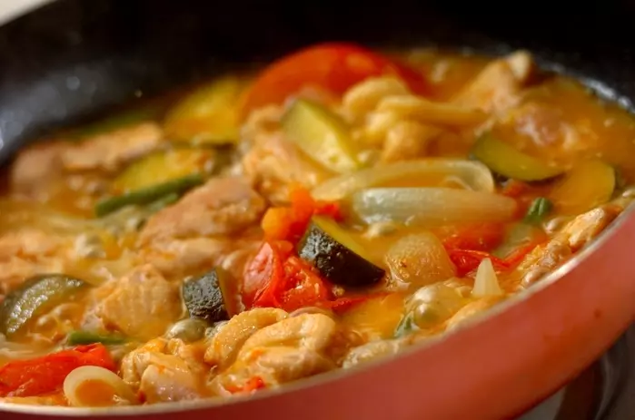 鶏とズッキーニのビール煮の作り方4