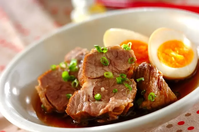 味しみしみ!豚ロース とゆで卵の煮もの
