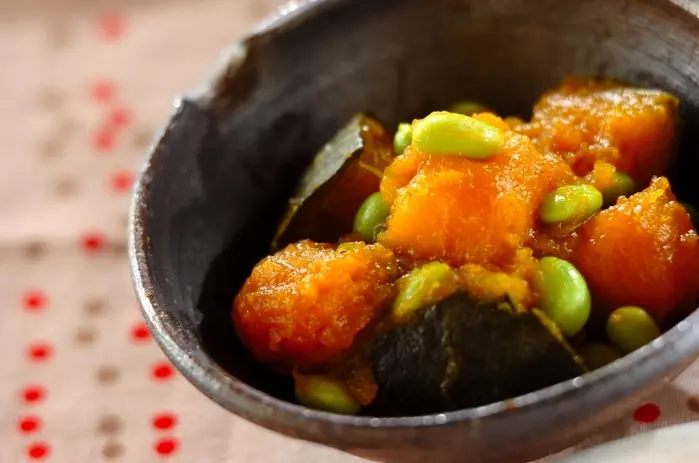 カボチャと枝豆の煮もの