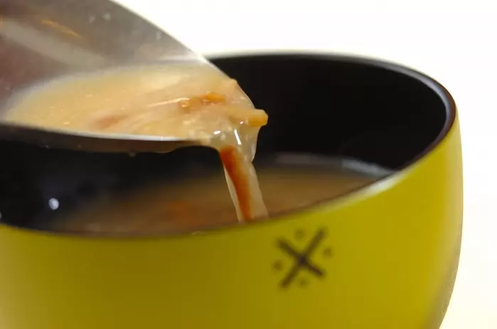 ナメコのみそ汁の作り方2