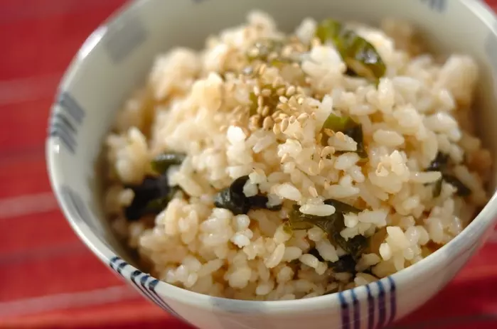 ワカメと明太子の混ぜご飯
