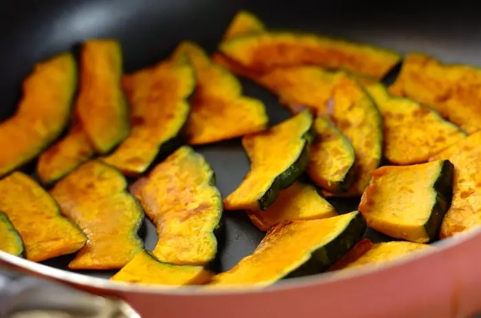 カボチャのチーズ焼きの作り方1