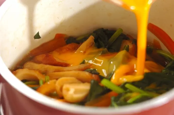 ホウレン草とちくわの卵とじの作り方2