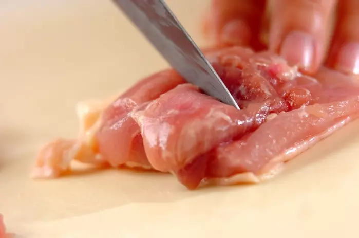 チキンペッパーカツの下準備1