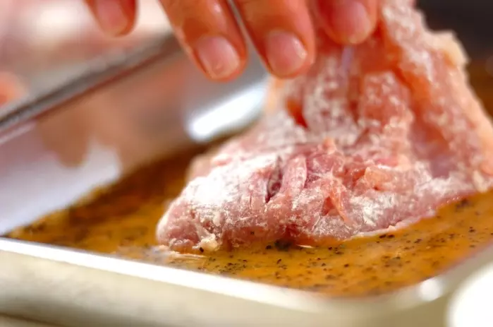 チキンペッパーカツの作り方1