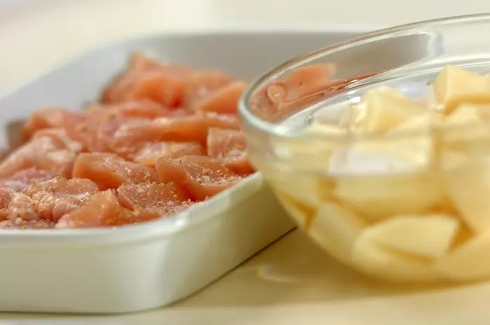 クリームシチューの下準備1