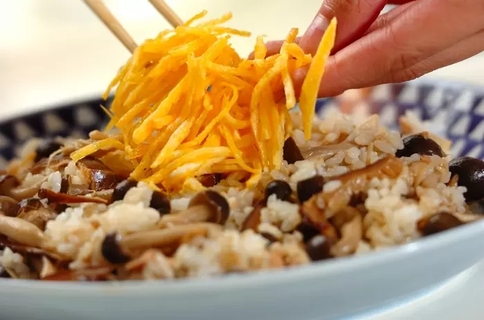 炒めキノコの混ぜ寿司の作り方3