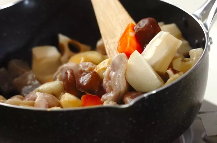 基本の筑前煮 フライパンで簡単の作り方1