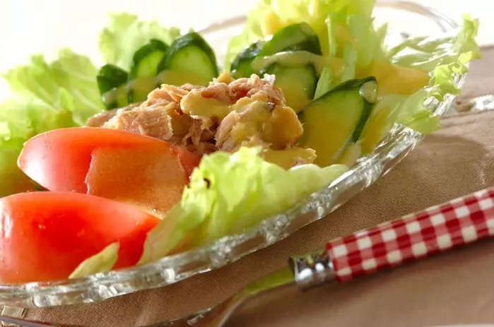 シンプルツナサラダ