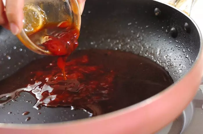 お手軽ハンバーグ 家庭的な基本の味をプロが伝授 by山下 和美さんの作り方4