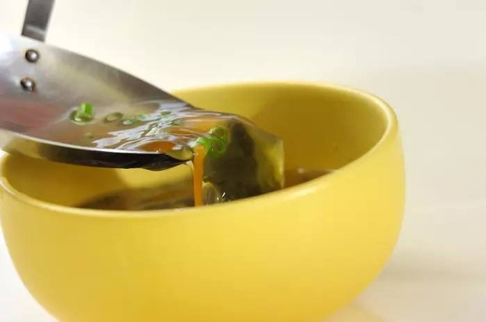 ワカメスープの作り方2