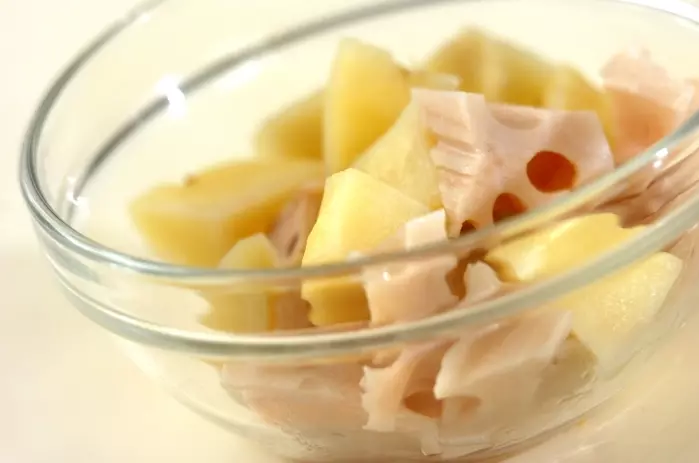 温野菜の甘酒ドレッシングがけの作り方1