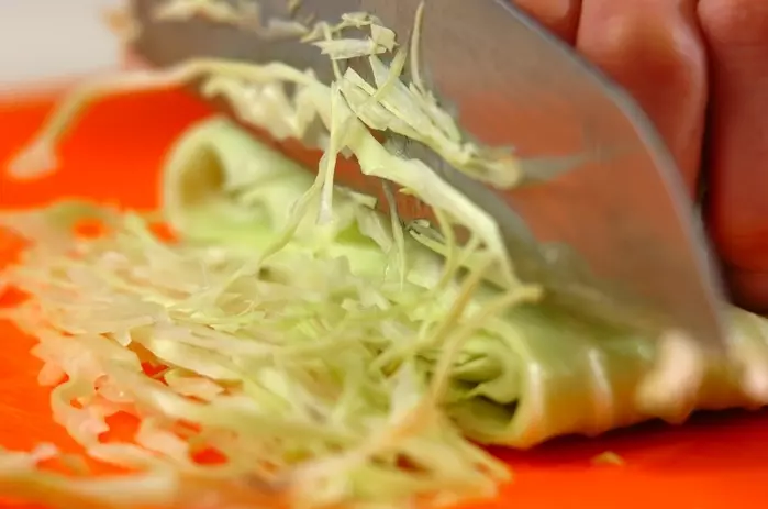 青のり風味の無限キャベツのコールスロー by 金丸 利恵さんの下準備1