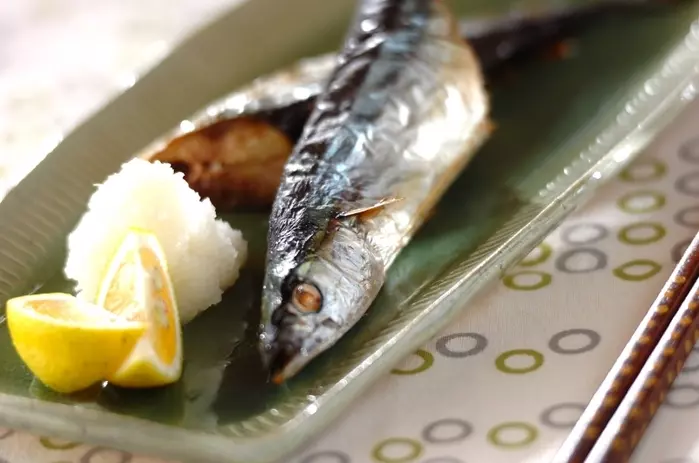 オーブントースターでサンマの塩焼き