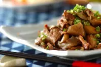 【今日の献立】2025年11月27日(木)「牛肉とゴボウの炒め煮」