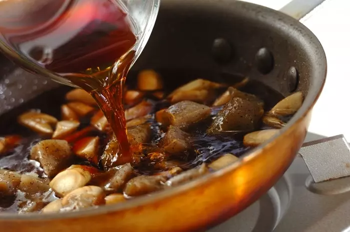 牛肉とゴボウの炒め煮の作り方2