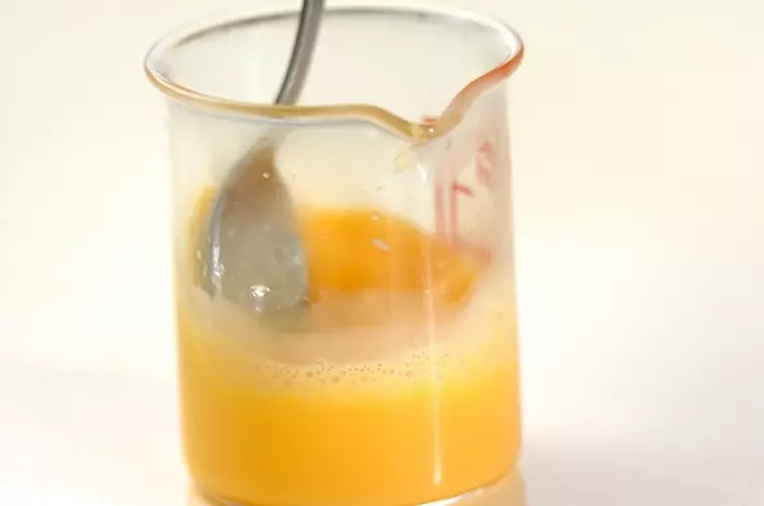 コーンのカレー風味かき揚げの下準備1