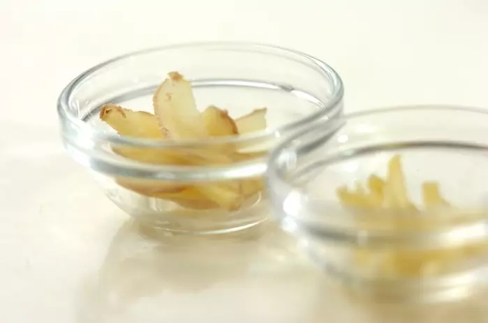 ぶりアラで失敗なし!基本のぶり大根の下準備3