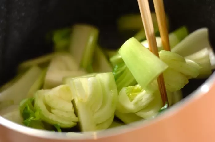 とろとろクリーミー!簡単チンゲンサイのクリーム煮 by 山下 和美さんの作り方1