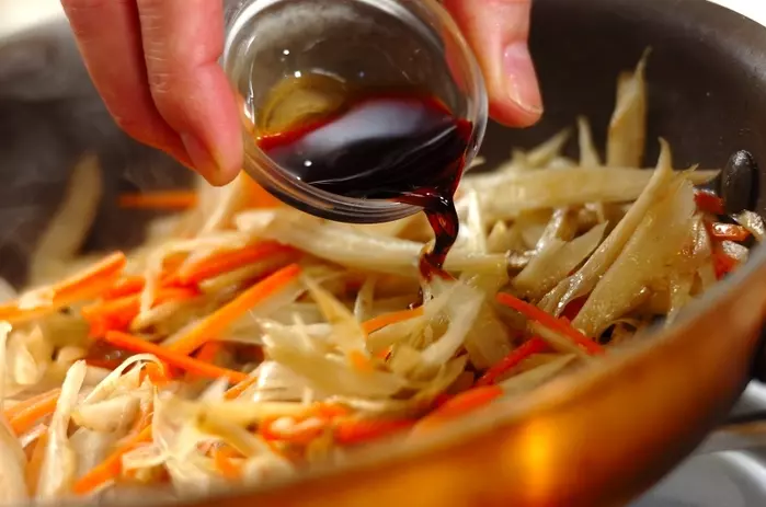 ゴボウのきんぴらの作り方2