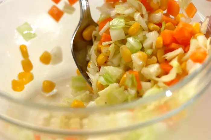 コールスローの作り方1