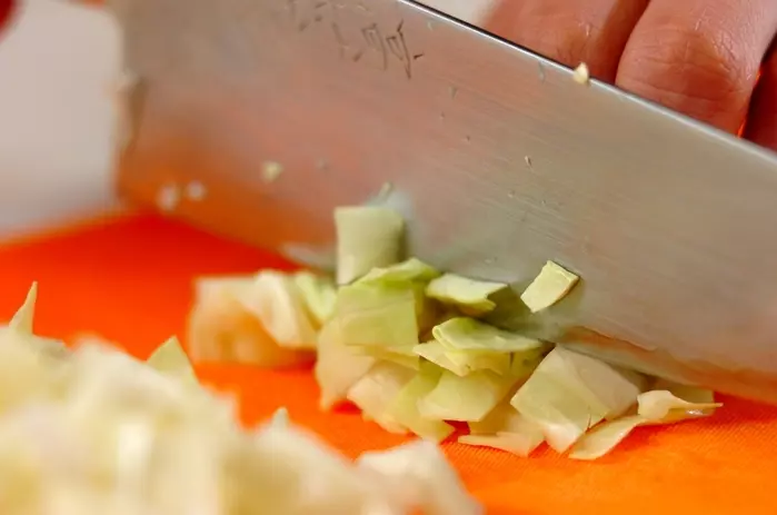 コールスローの下準備1