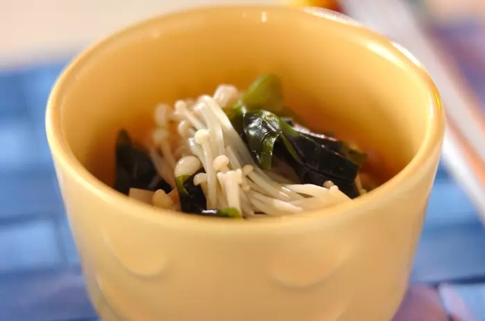 エノキとワカメのナムル