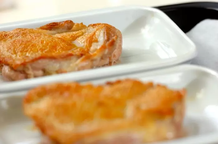 鶏肉のグリル野菜の蒸し煮添えの作り方2