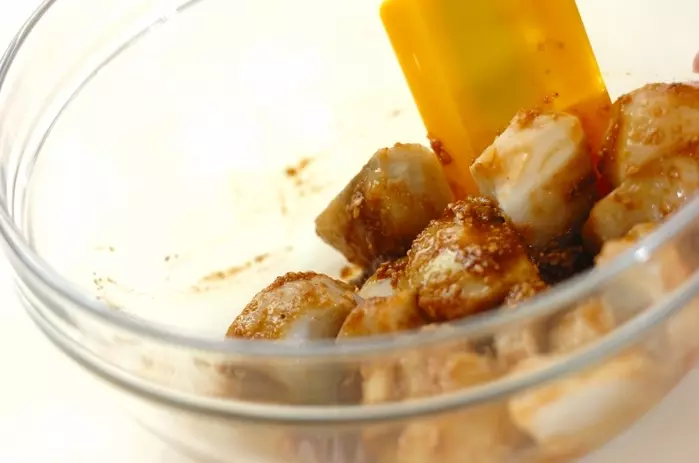 里芋のゴマ和えの作り方1