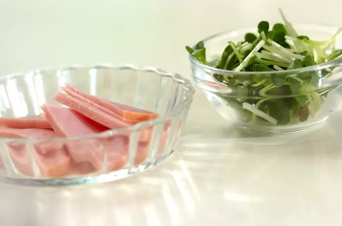 カブとハムのマリネの下準備2
