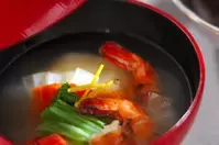 【今日の献立】2026年1月2日(金)「焼きエビ入りお雑煮」