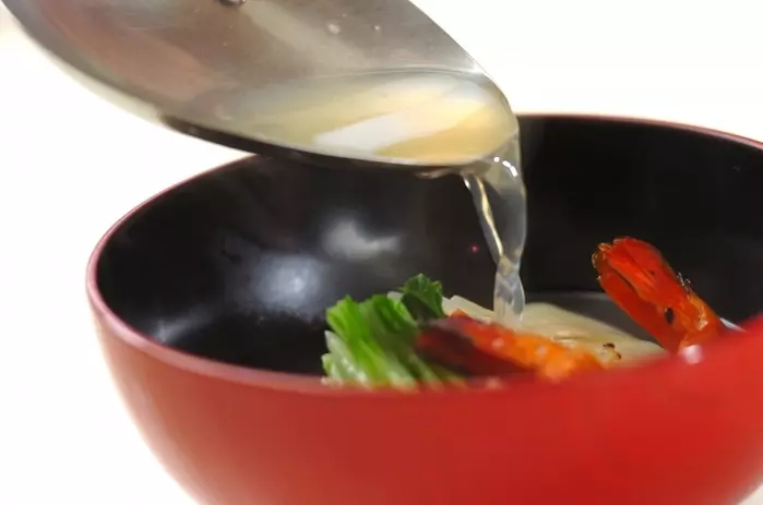 焼きエビ入りお雑煮の作り方3