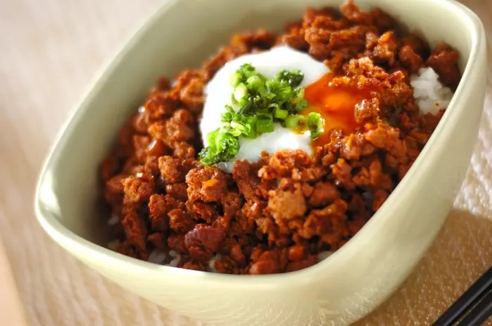 中華風そぼろ丼