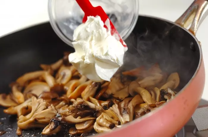 キノコソースがけステーキの作り方2