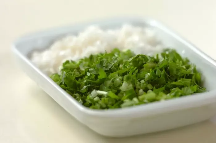 七草粥(七草がゆ)・カリカリジャコのせの下準備1