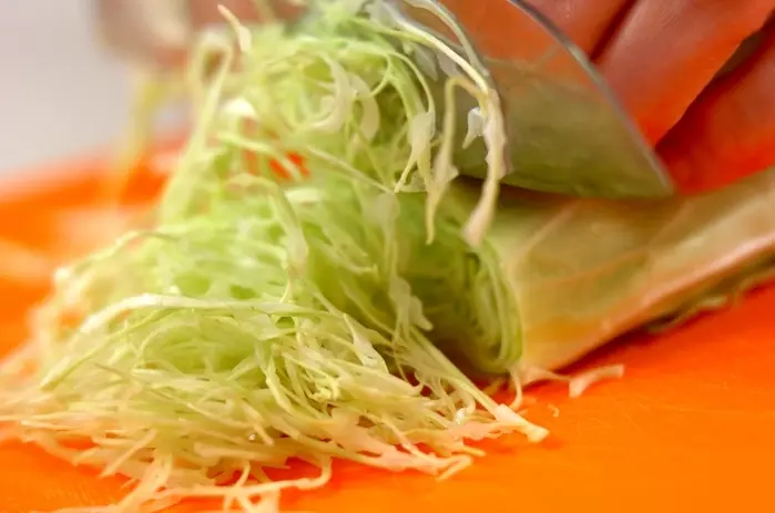 一番簡単!豚肉の焼き 野菜たっぷりでご飯すすむ by金丸 利恵さんの下準備2