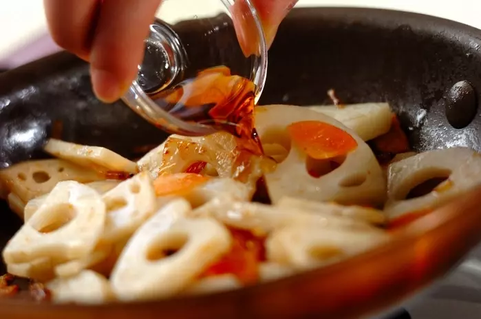 レンコンのナンプラーキンピラの作り方3