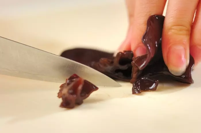 具だくさん!長崎皿うどんの下準備2