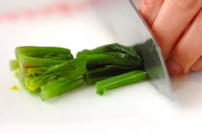 ホウレン草の白和えの下準備2