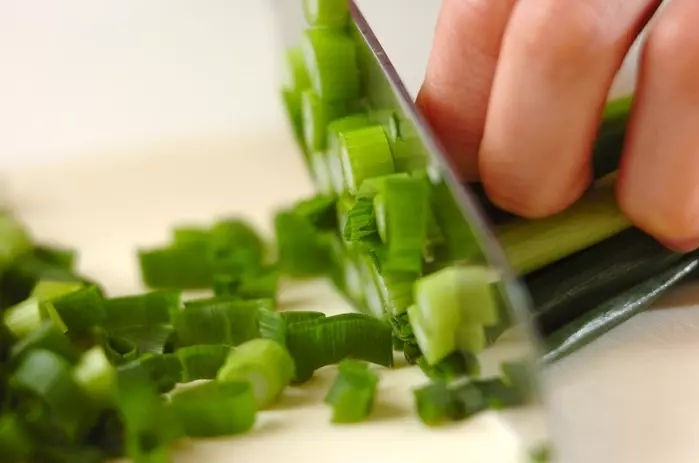 ネギみそおにぎりの下準備1