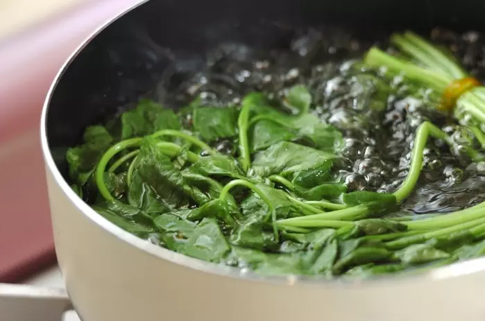 市販品活用で簡単！恵方巻きの下準備1