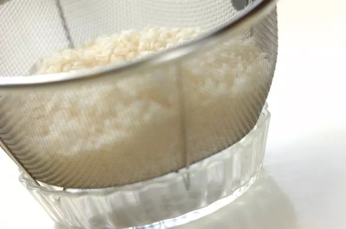 余ったミートソースもOK！炊き込みご飯にアレンジの下準備1