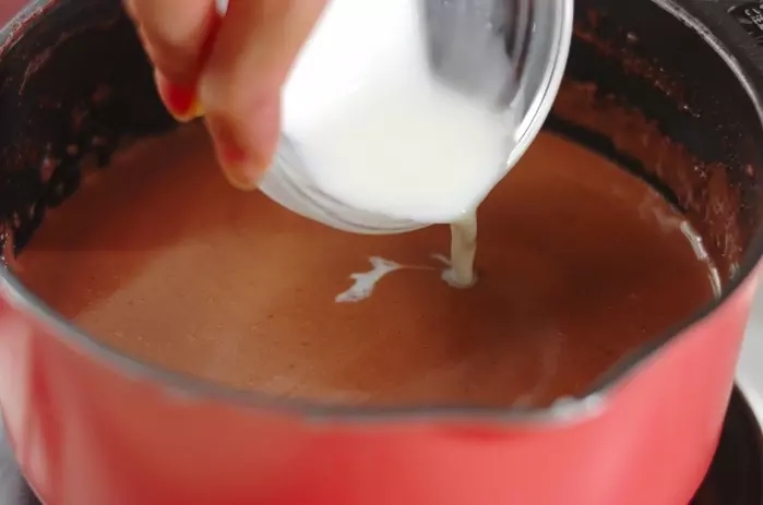 ホットチョコレートの作り方2