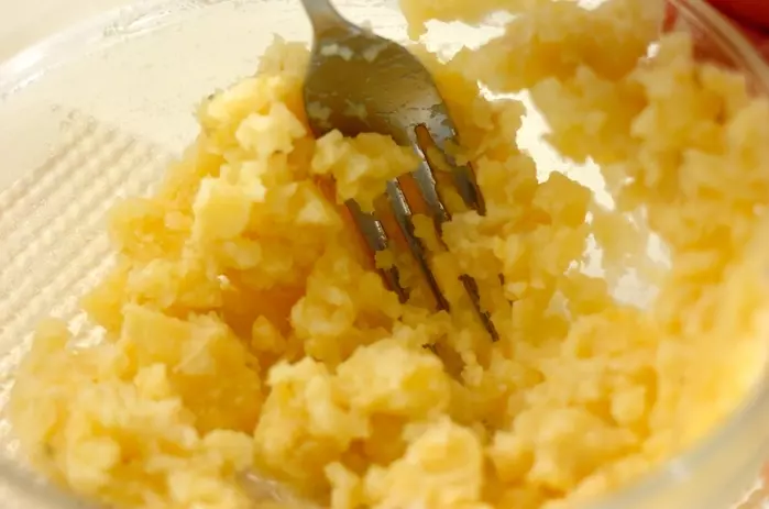 サツマイモのパン粉焼きの作り方1