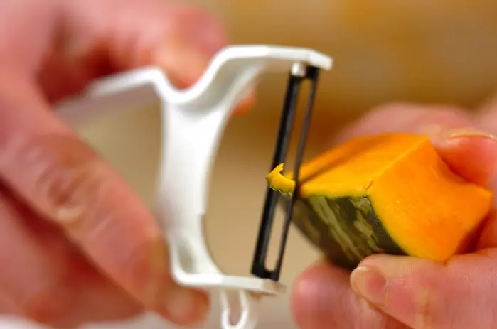 カボチャのおかか煮の下準備1