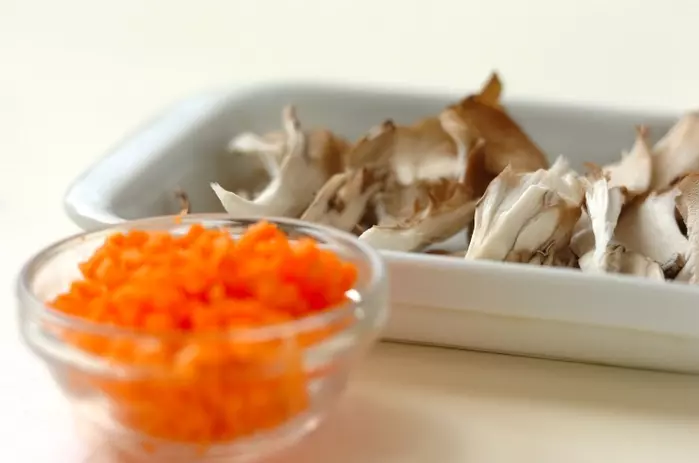 味付け赤貝の炊き込みご飯の下準備1