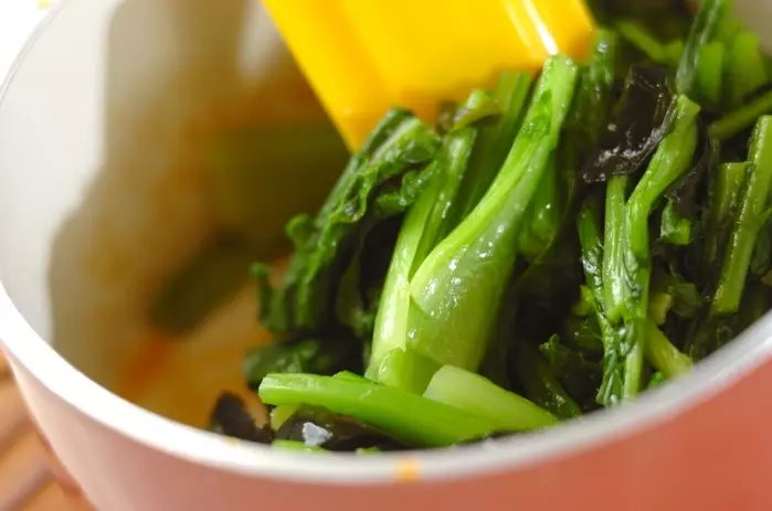 カブの葉のみそ和えの作り方2