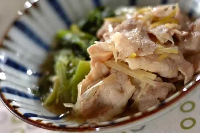 豚肉と小松菜のだし煮