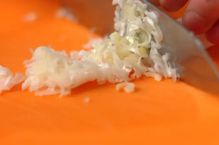 基本のワンタンスープ シンプルでおいしいの下準備1